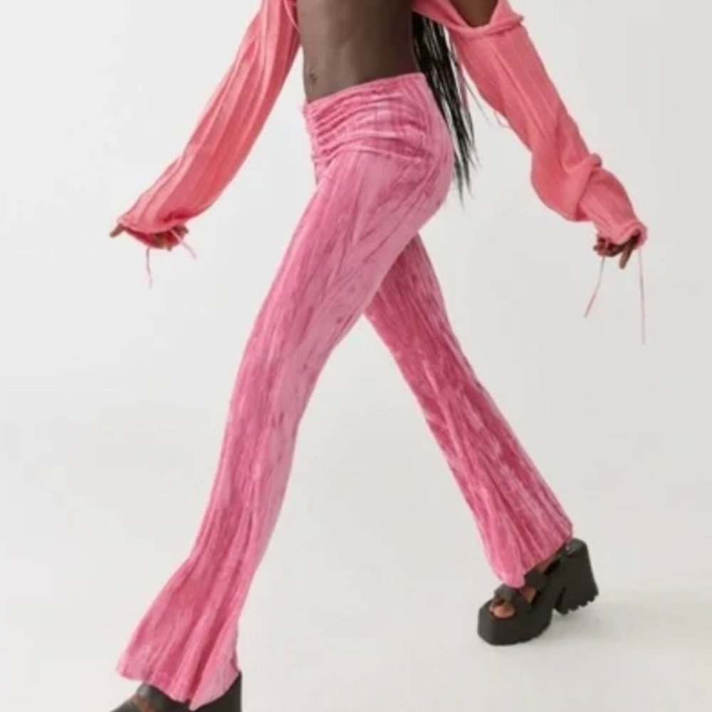 NWOT Urban Outfitters Apollonia Pink Velvet Flair Pants